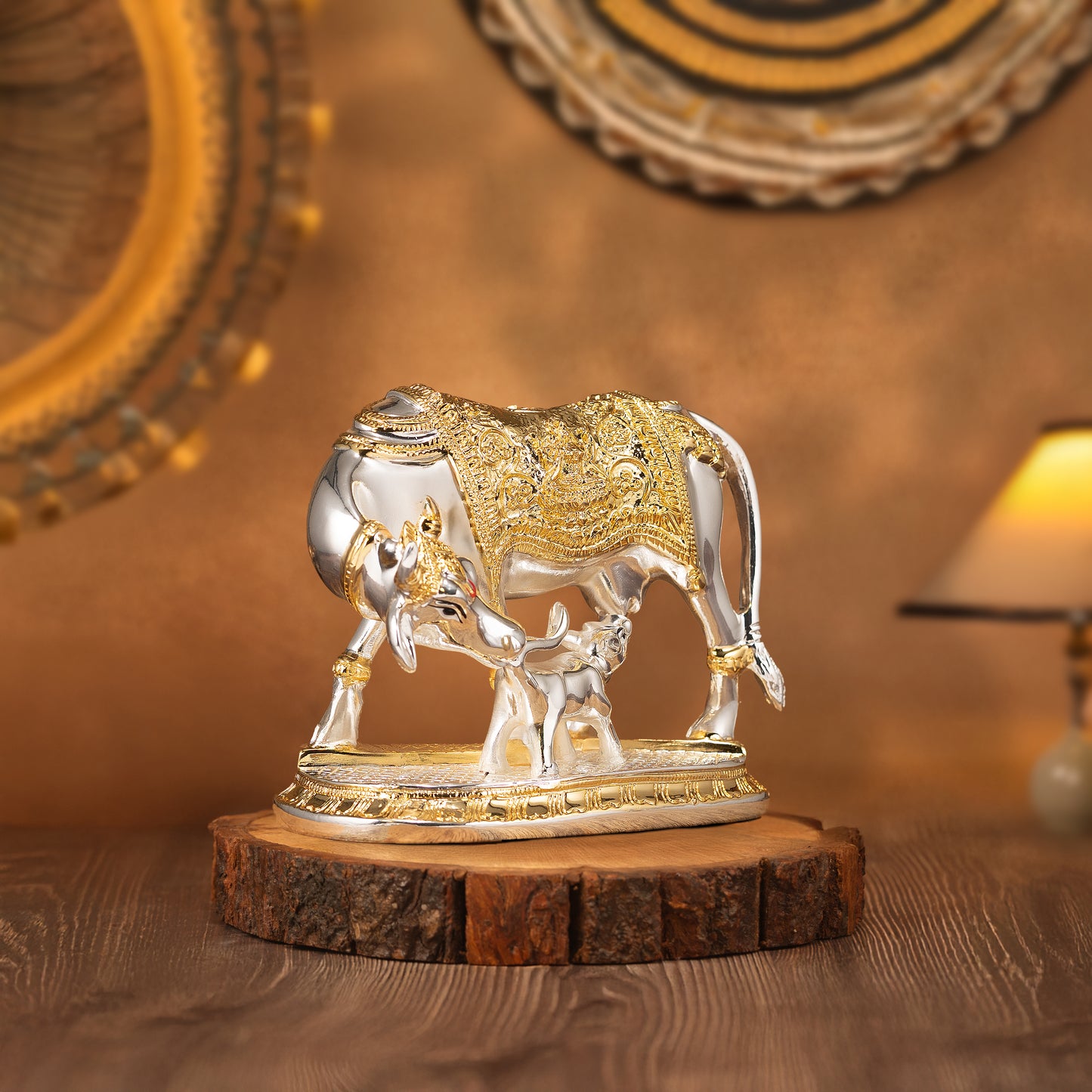 Vastu Kamdhenu Cow | Gold & Silver-Plated Divine Cow