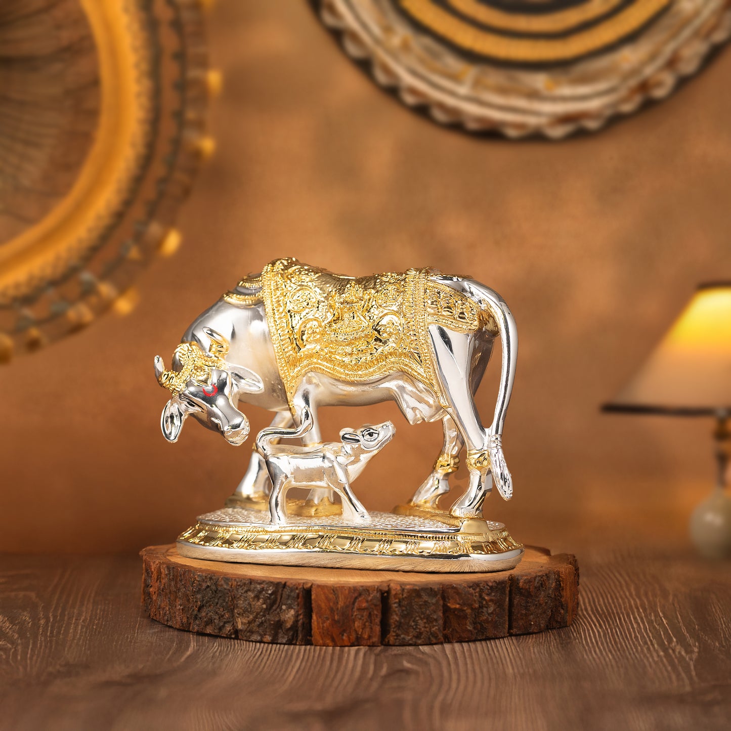 Vastu Kamdhenu Cow | Gold & Silver-Plated Divine Cow