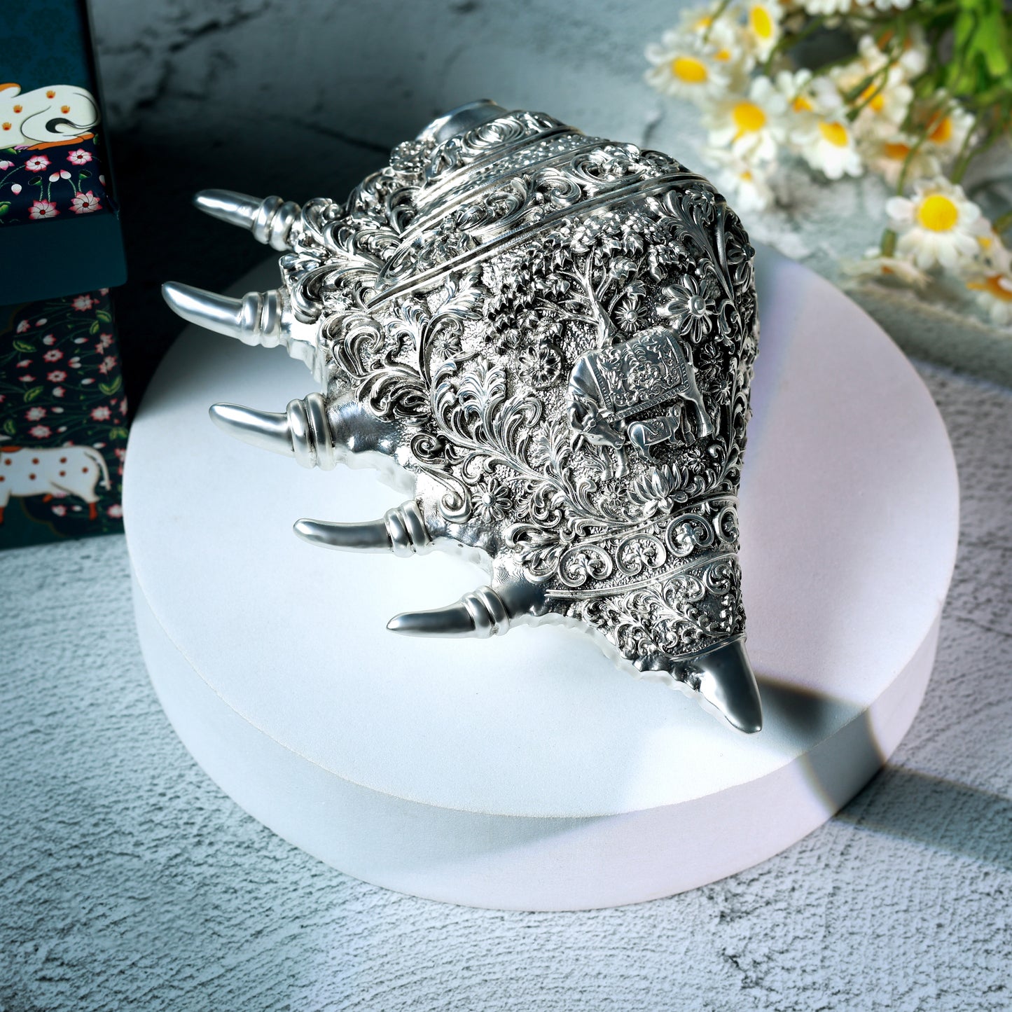 Divine Kamdehnu Shankh |999 Pure Silver Matt Plated